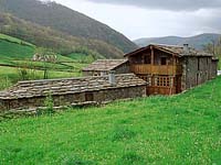 Casas rurales y apartamentos para alquiler en Vega de Pas, San Pedro del Romeral, San Roque de Riomiera
